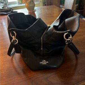 Coach Black Leather Shoulder Bag